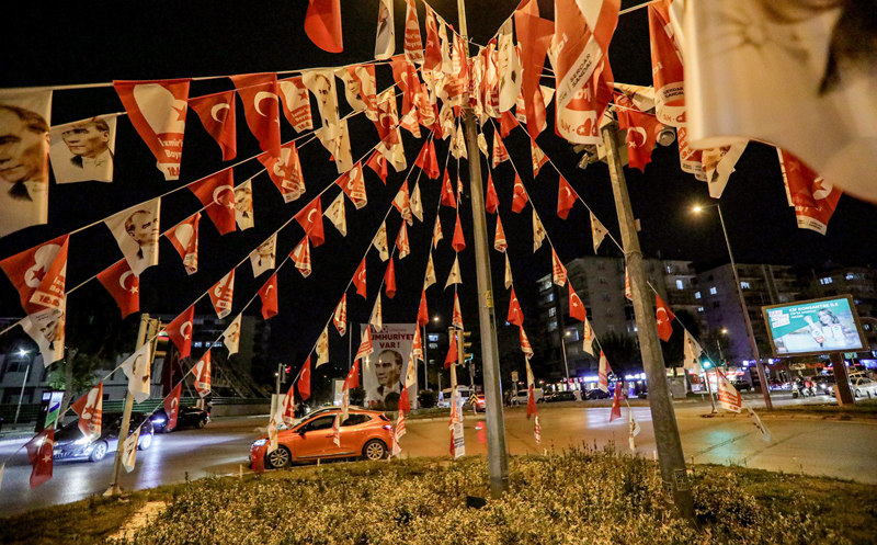 Bayraklı 100’üncü yıla hazır!